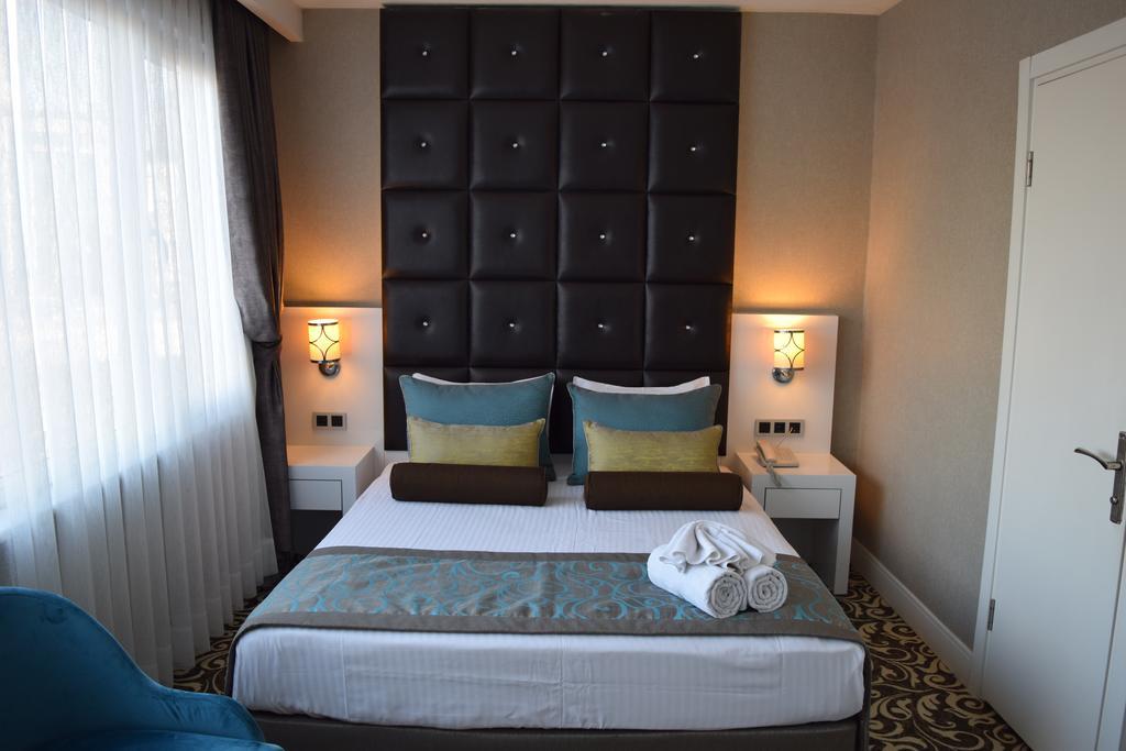 Taksim Line Hotel Istanbul Exterior photo